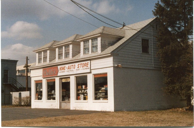 Chellos Home and Auto Store, Boston Post Rd, 1989.jpg