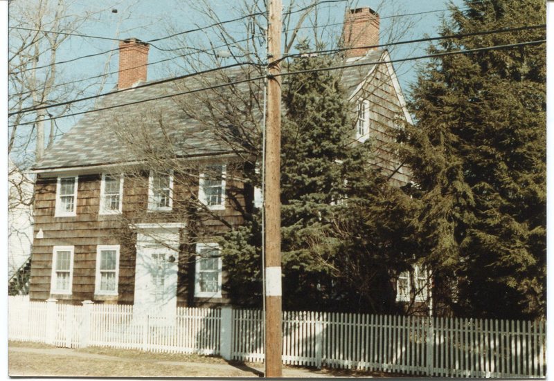 House N River and Rte 1, 1985, now Fortes.jpg