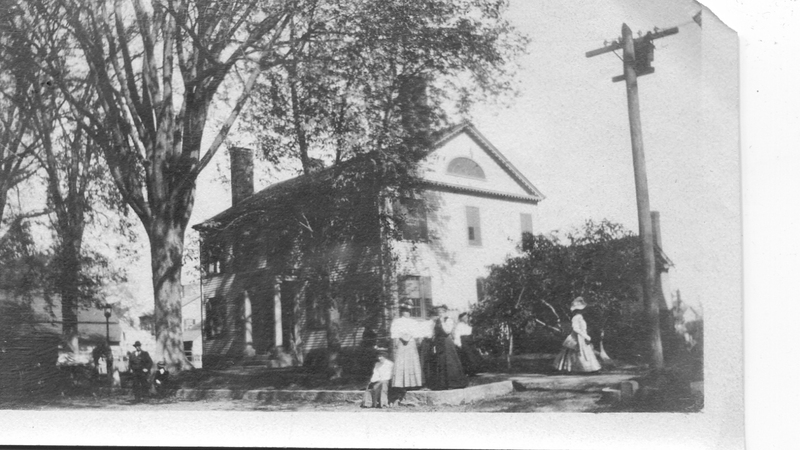 55 Park St Fair Day 1910.jpg