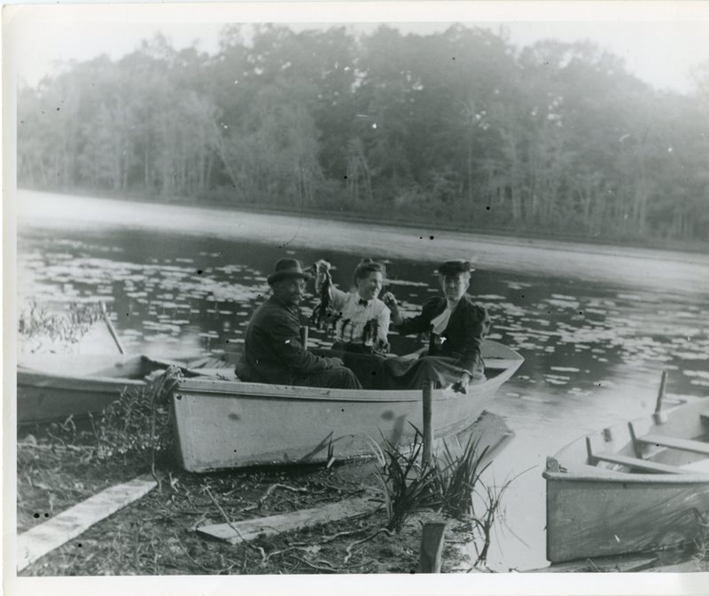 Gertrude Dudley and friends Quonnipaug Lake.jpg