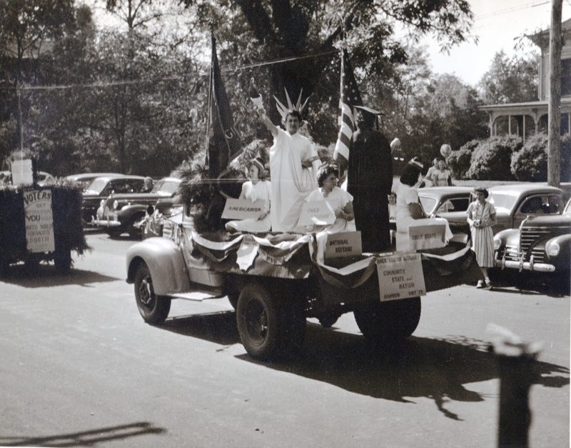 Float at Guilford Fair circa 1950s055.jpg