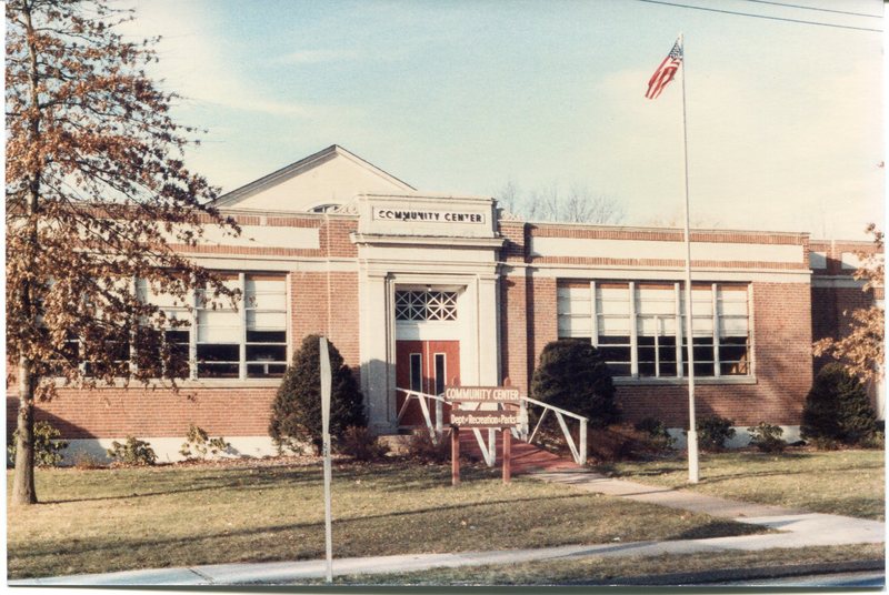 Community Center, 1987.jpg