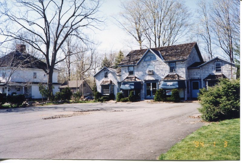 William Raveis Realty, Boston Post Road, April 1998.jpg