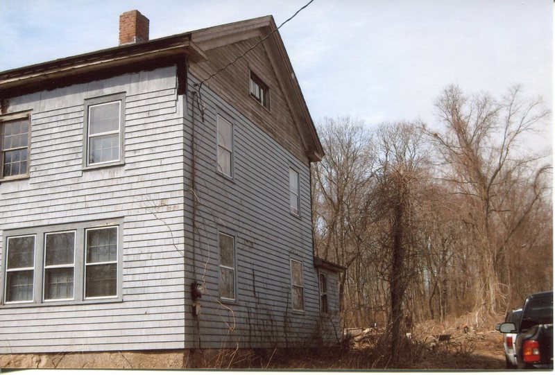 Richard H. Benton house, 215 Colonial Road, Sachem's Head, built 1854, taken March 15, 2011, house torn down, now Benton Knoll neighborhood.jpg