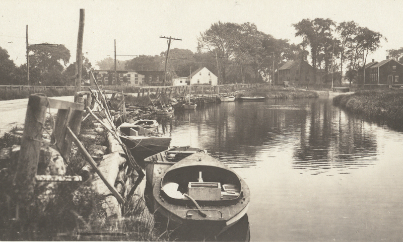 Jones Bridge, Water St. approaching River St., 1921.jpg