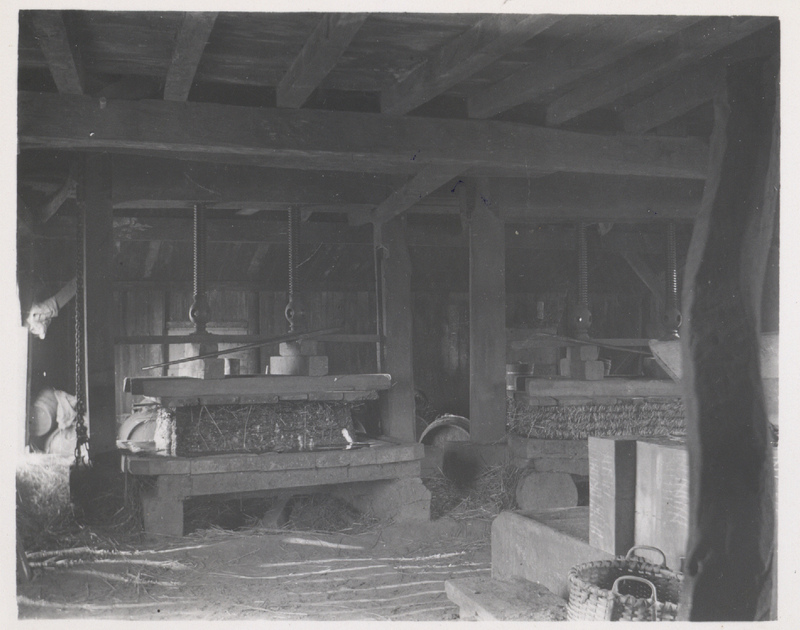 Leete's blacksmith shop.jpg