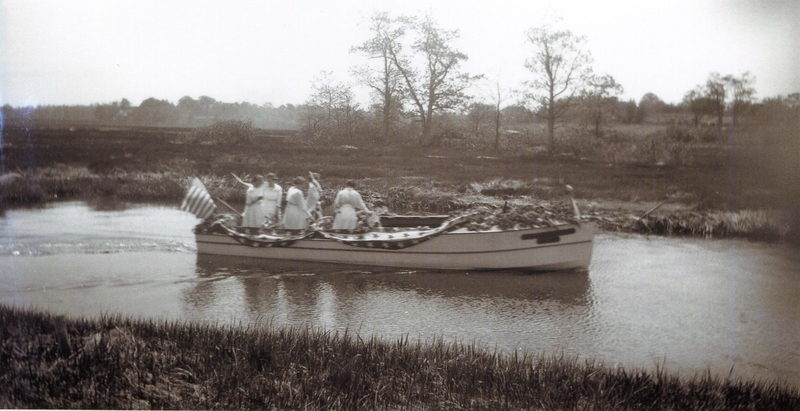 Ladies in boat Whiteman 22.jpg