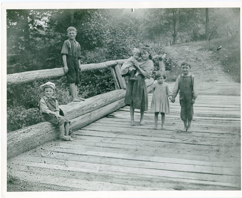 Children on bridge.jpg