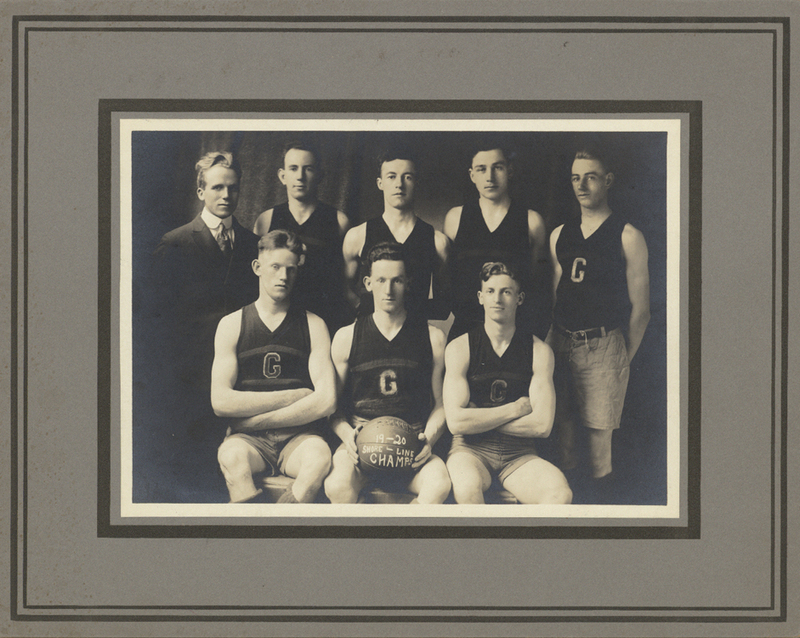 Photo Guilford Basketball Town Team 1919-1920.jpg