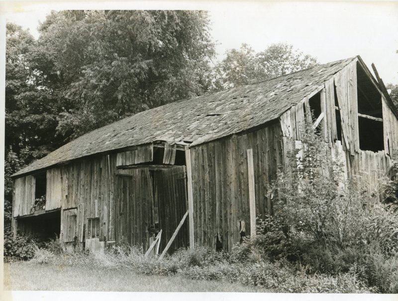 Water Co Barn Great Hill Road.jpg