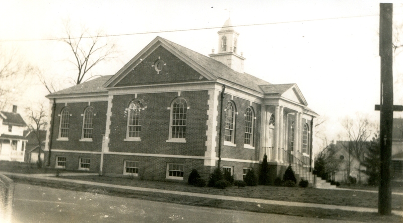 Guilford Library 1942.jpg