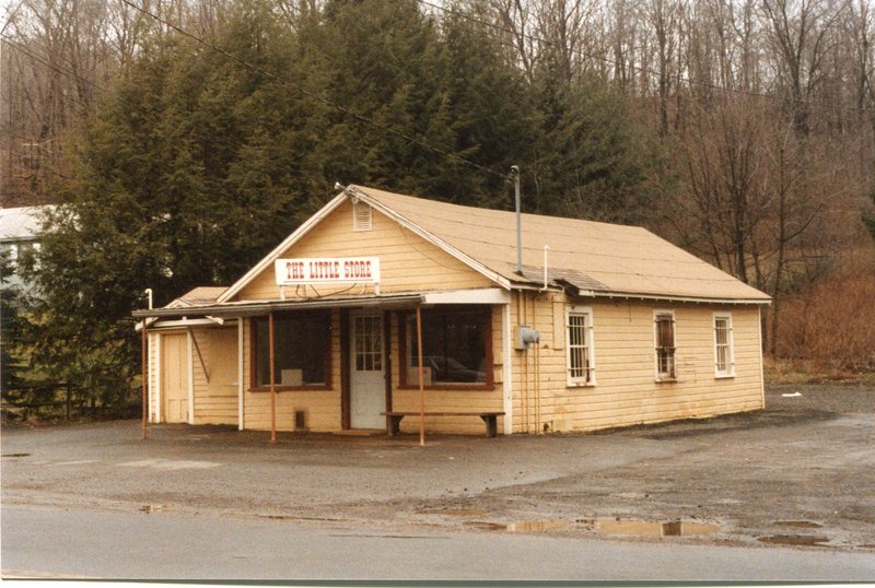 Little Store, Durham Road, 1989, razed 1998.jpg