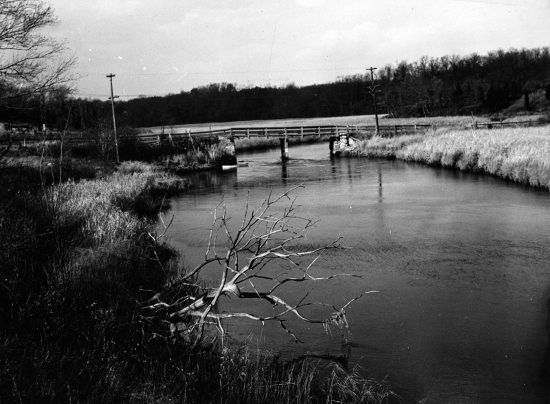 howletts bridge 1941.jpg