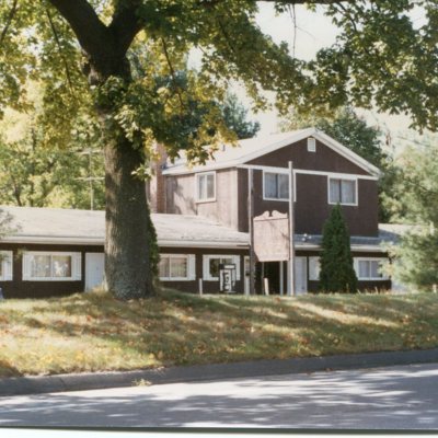 Guilford Motel, Boston Post Road near Tanner Marsh, 1989, Comfort Inn.jpg