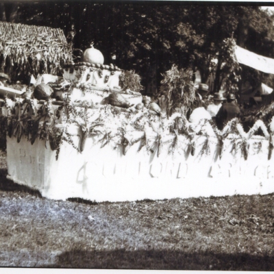 Guilford Grange float Whiteman 30.jpg