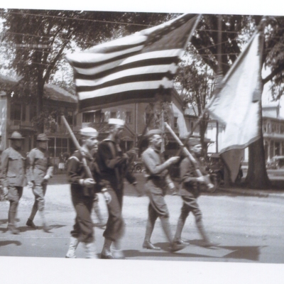 Marching soldiers at southwest corner of Green Whiteman 17.jpg