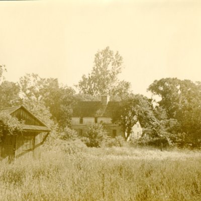 Acadian House on Broad Street 05.jpg