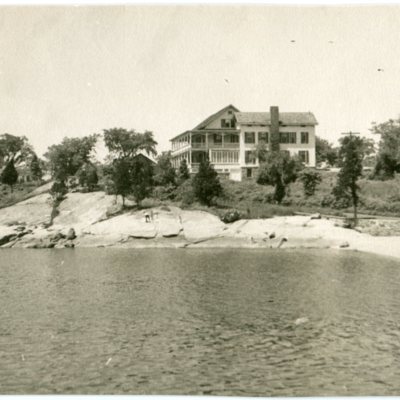 Sachem's Head Hotel View from beach.jpg