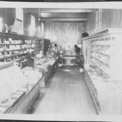 Dudley & Beckwith store c1930.jpg