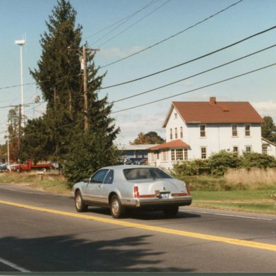 House, Boston Post Road near Tanner Marsh Rd, 1988.jpg