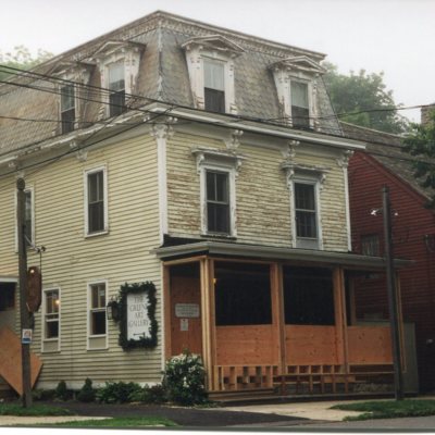 25 Whitfield Street, The Bistro under construction, June 16, 2000.jpg