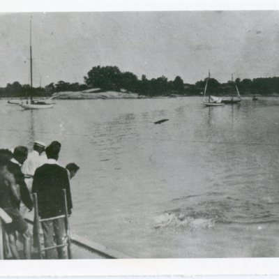 Harbor_fromYachtClubdock_c1910.jpg