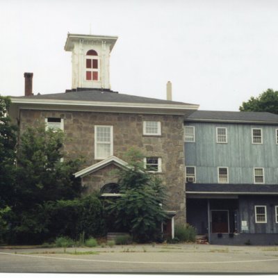 Guilford Institute, North Fair Street, taken August 2002.jpg