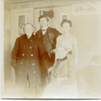 Hubbard and parents.jpg