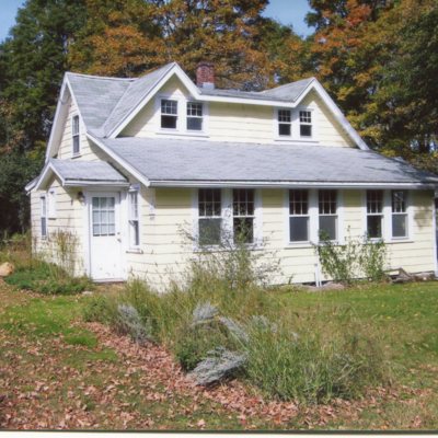 Pest House, 405 Tanner Marsh Road, October 14, 2009, built c. 1765.jpg