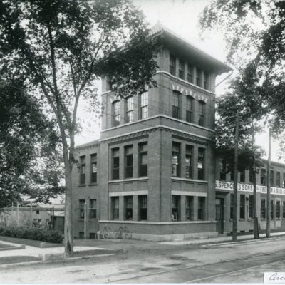 18 Fair St c. 1915.jpg