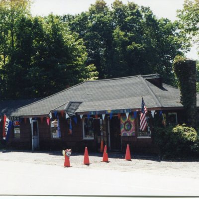 2614 Boston Post Road, antique store, taken August, 1999, burned February 10, 2000, torn down.jpg